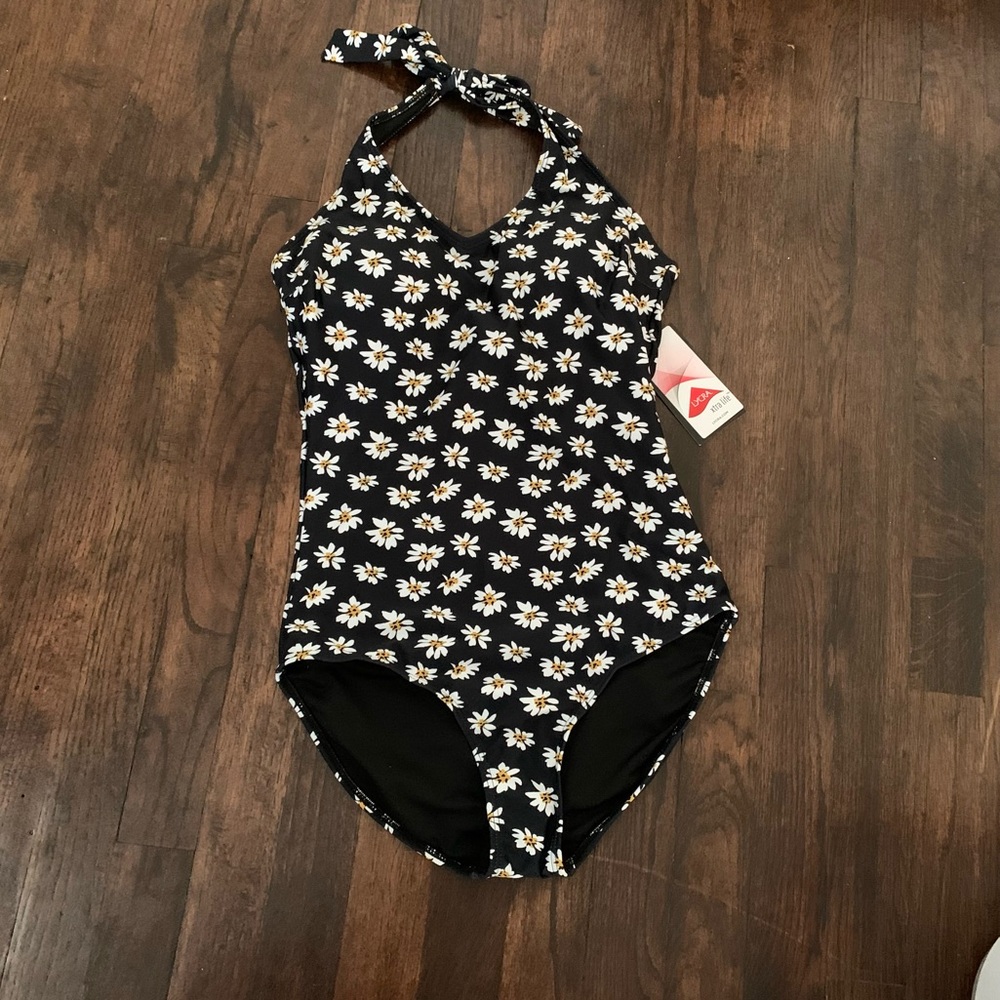 Janela Bay floral daisy Swimsuit